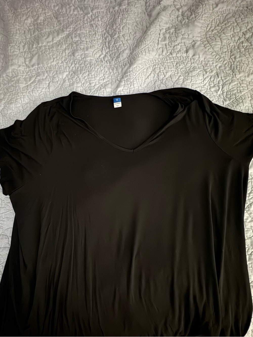 🔥3/$15 Old Navy Black Jack Luxe V-Neck Short Sleeve basic tee plus 2X